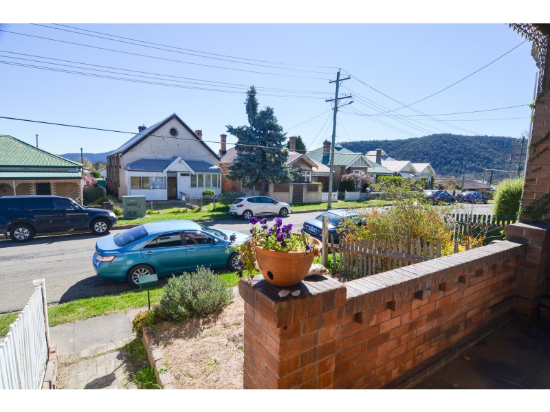 15 Waratah Street, Lithgow NSW 2790