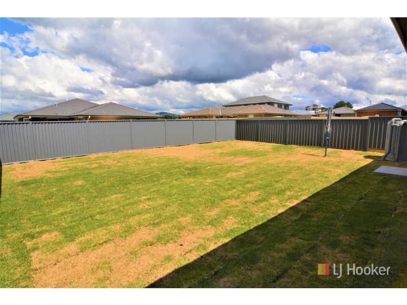 30 Henning Crescent, Wallerawang NSW 2845