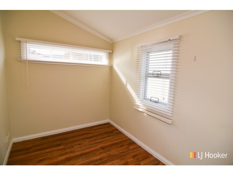 36 Sandford Avenue, Lithgow NSW 2790