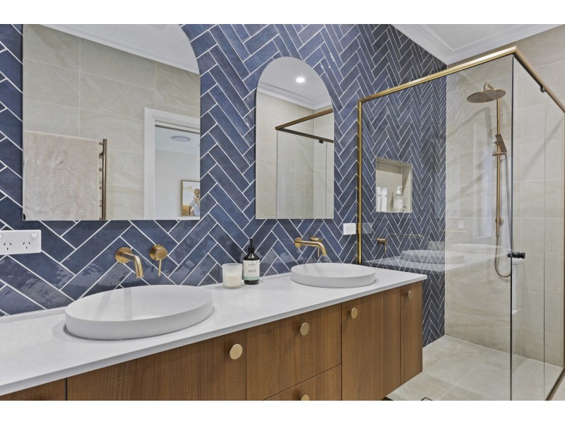 18 Gunners Close, South Bowenfels NSW 2790