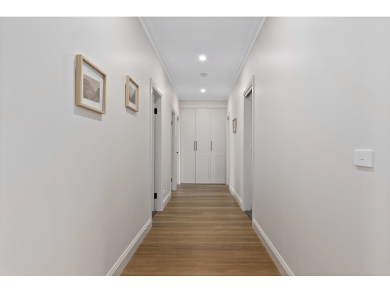 18 Gunners Close, South Bowenfels NSW 2790