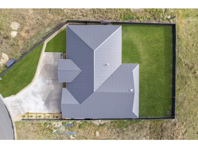 18 Gunners Close, South Bowenfels NSW 2790