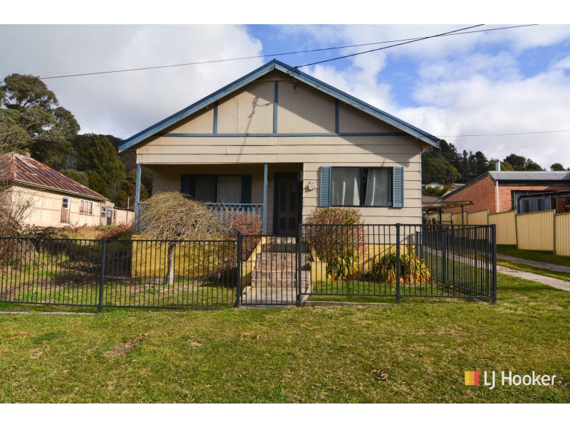 6 Clwydd Street, Lithgow NSW 2790