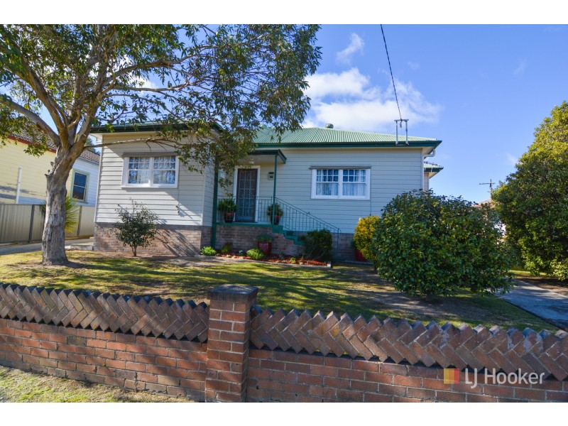 80 Martini Parade, Lithgow NSW 2790
