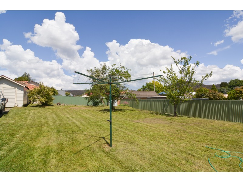 80 Martini Parade, Lithgow NSW 2790