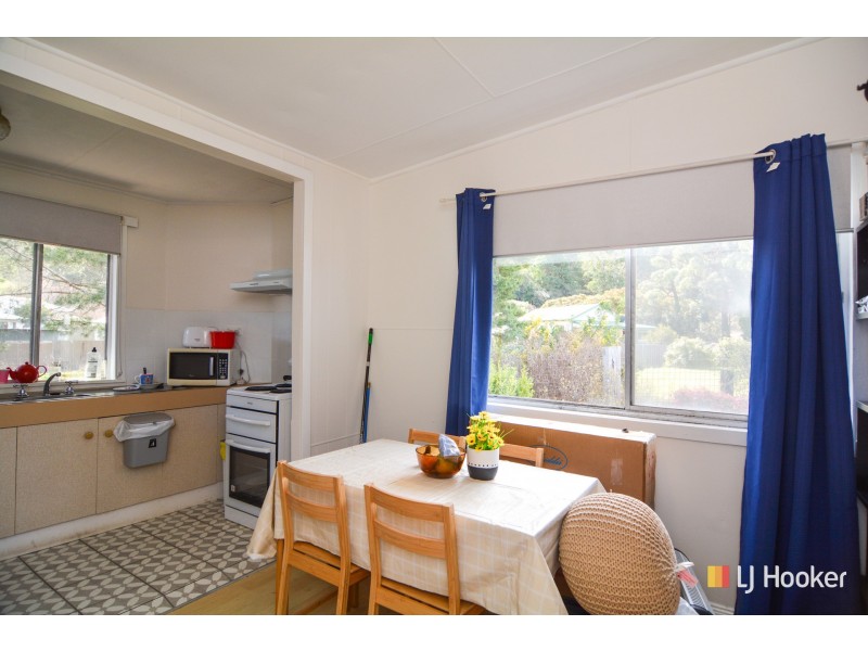 2b Coalbrook Street, Lithgow NSW 2790