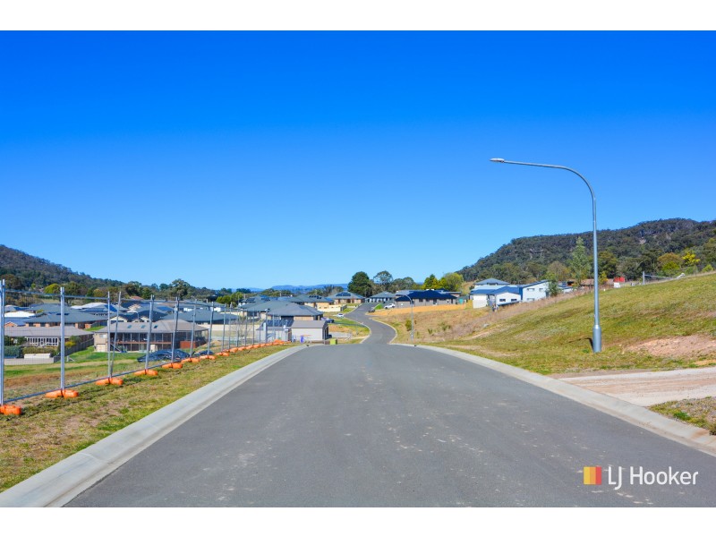 16 Bowen Chase, South Bowenfels NSW 2790