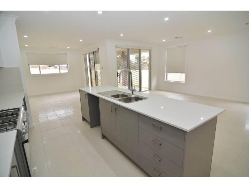 33 Henning Crescent, Wallerawang NSW 2845