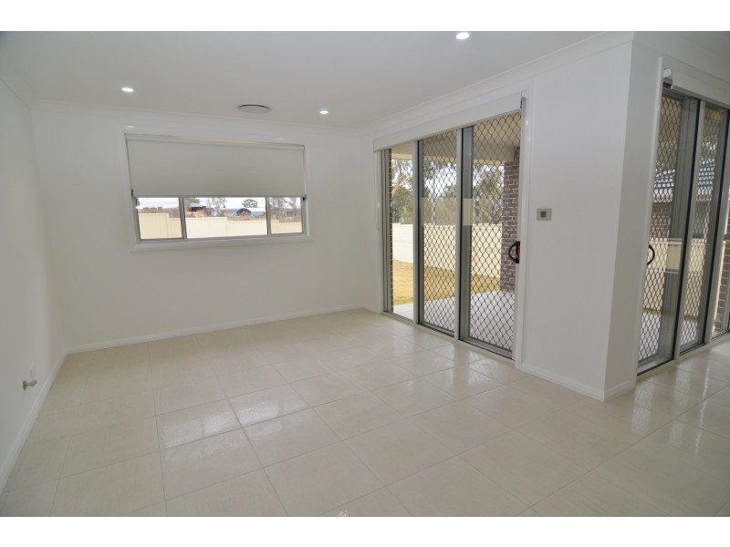 33 Henning Crescent, Wallerawang NSW 2845