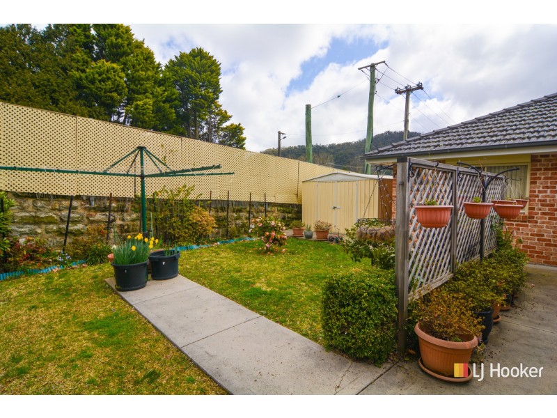 7 Barracks Place, Lithgow NSW 2790