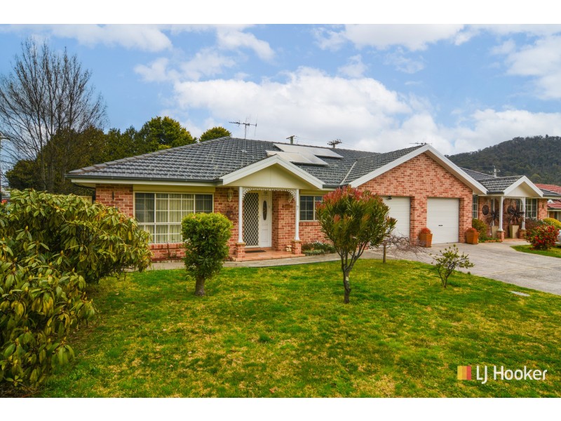 7 Barracks Place, Lithgow NSW 2790