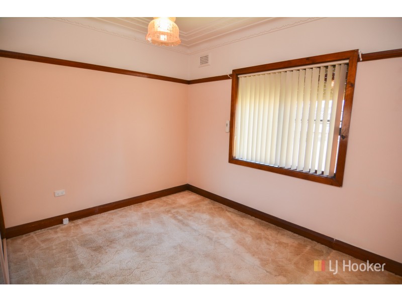 77 Methven Street, Lithgow NSW 2790