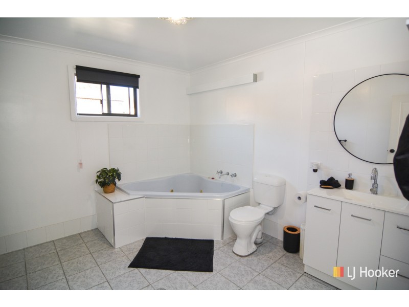 19 Ramsay Street, Lithgow NSW 2790