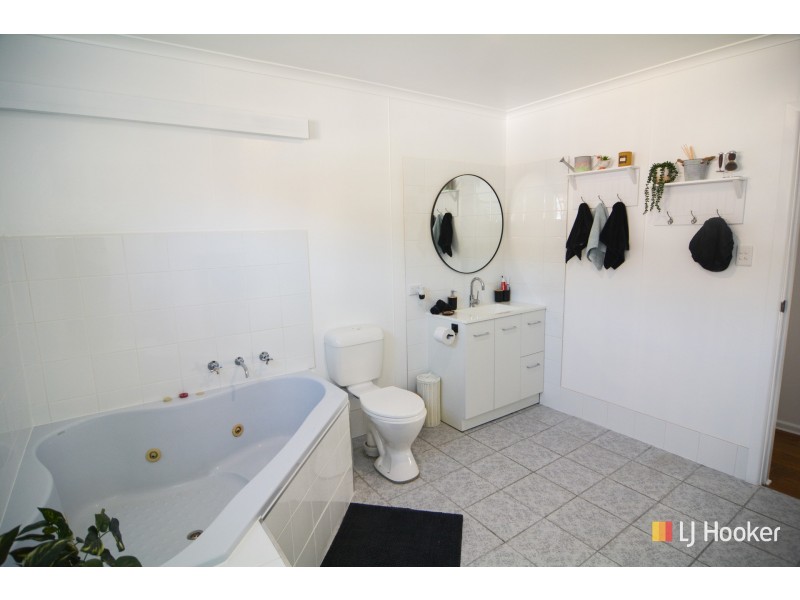 19 Ramsay Street, Lithgow NSW 2790