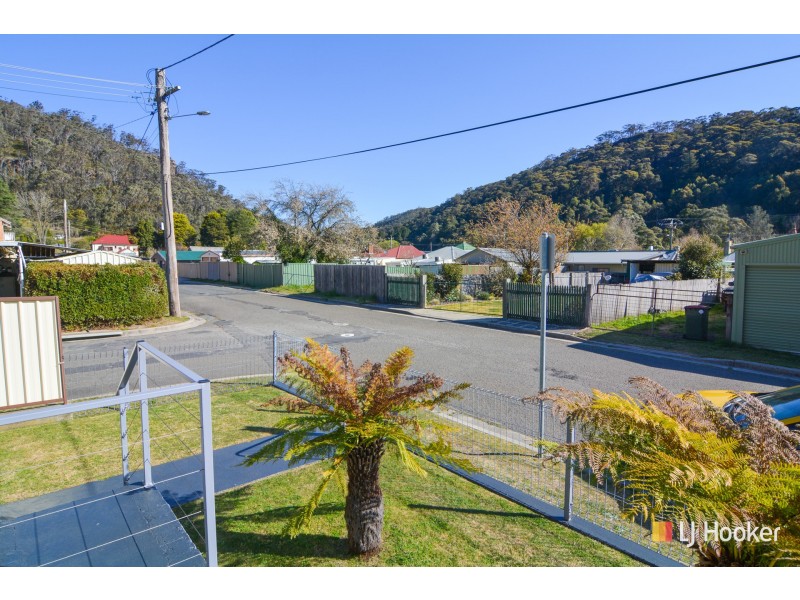 19 Ramsay Street, Lithgow NSW 2790