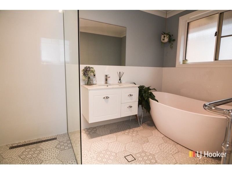 19 Walker Drive, Wallerawang NSW 2845