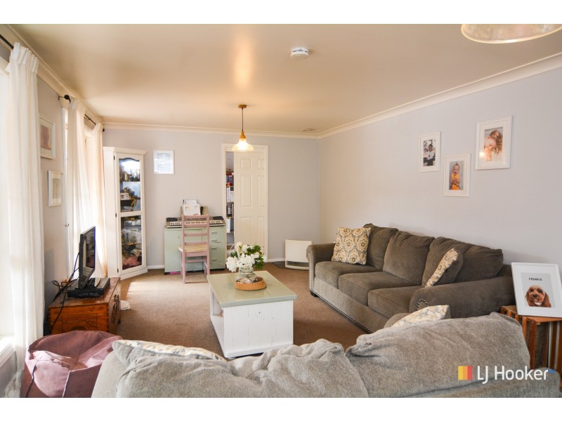 19 Walker Drive, Wallerawang NSW 2845