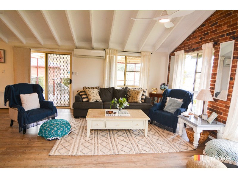 19 Walker Drive, Wallerawang NSW 2845