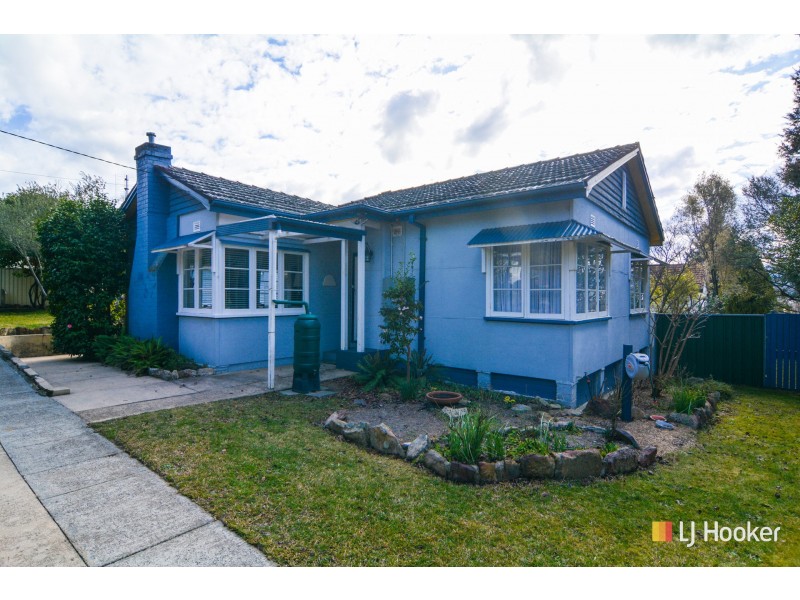 1 Mena Place, Lithgow NSW 2790