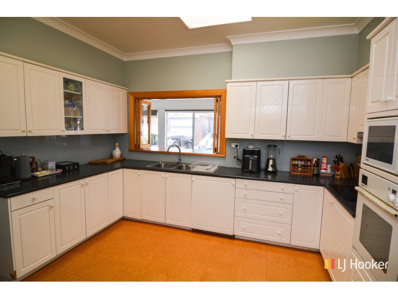 27 Malvern Street, Lithgow NSW 2790
