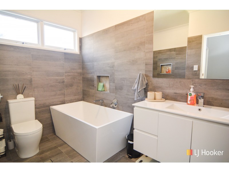 27 Malvern Street, Lithgow NSW 2790