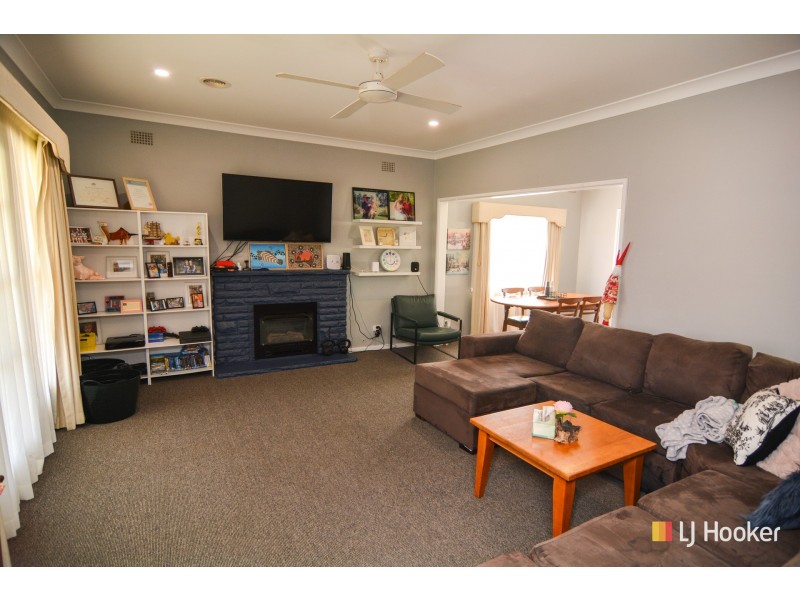 27 Malvern Street, Lithgow NSW 2790