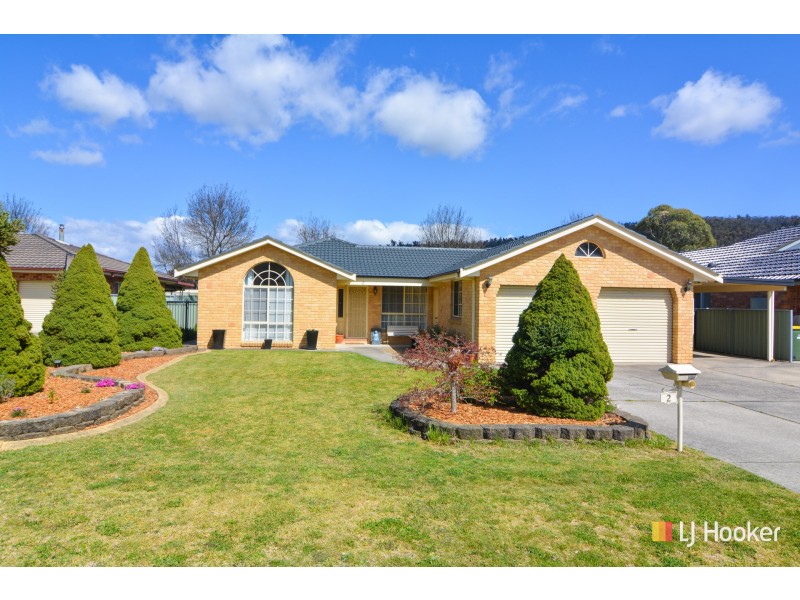 2 Mortlock Close, Lithgow NSW 2790
