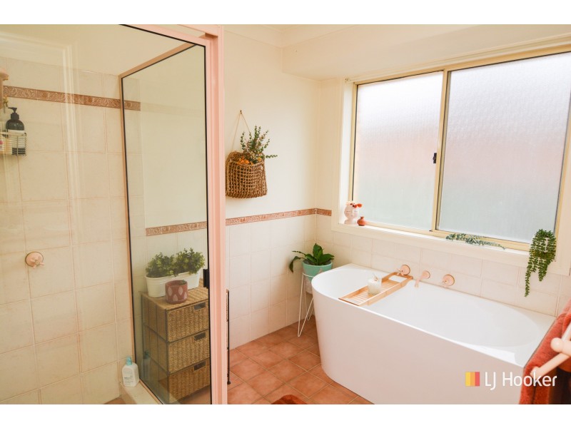 2 Mortlock Close, Lithgow NSW 2790