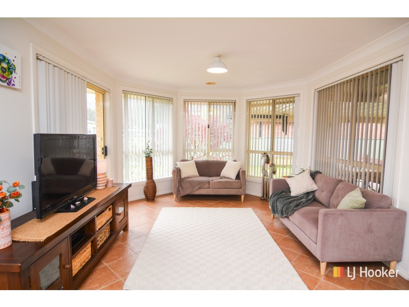 2 Mortlock Close, Lithgow NSW 2790