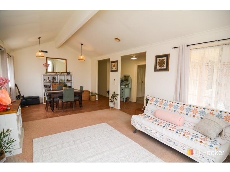 2 Mortlock Close, Lithgow NSW 2790