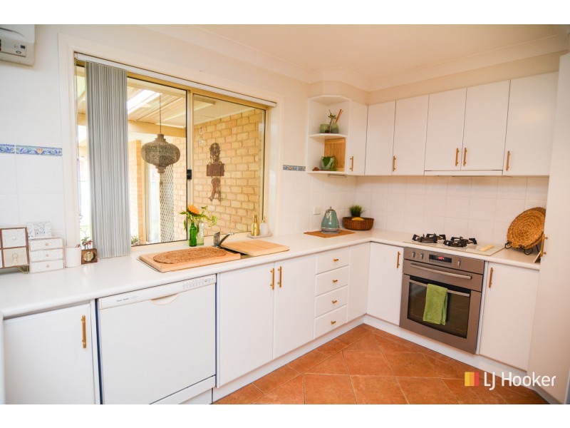 2 Mortlock Close, Lithgow NSW 2790