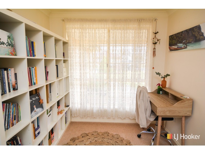2 Mortlock Close, Lithgow NSW 2790