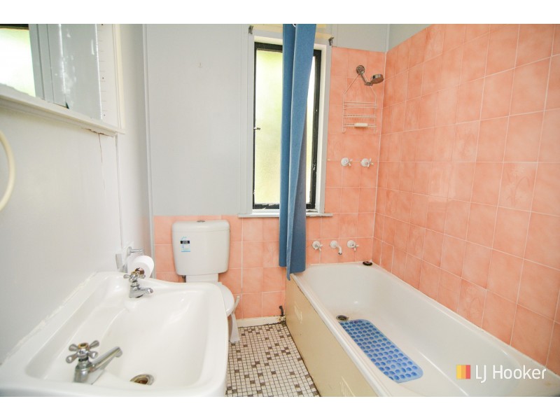 54 Landa Street, Lithgow NSW 2790