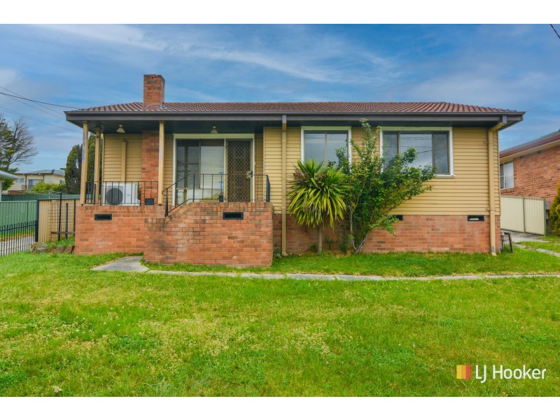 54 Landa Street, Lithgow NSW 2790