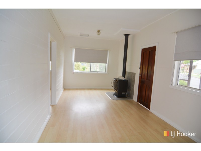 2b Coalbrook Street, Lithgow NSW 2790
