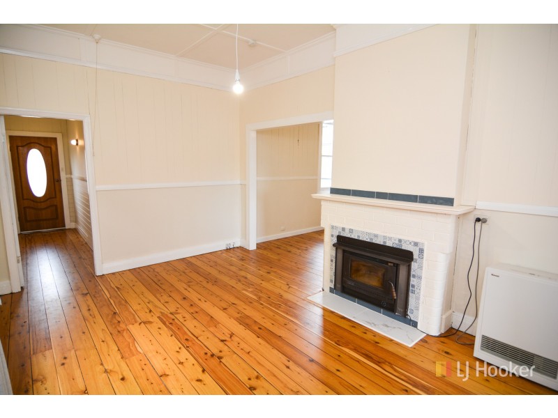 107 Martini Parade, Lithgow NSW 2790