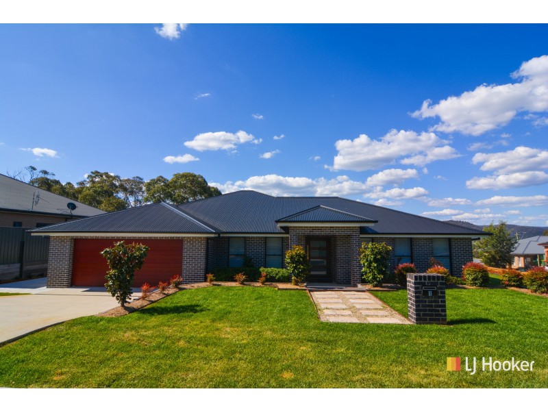 1D Hillcrest Avenue, Lithgow NSW 2790