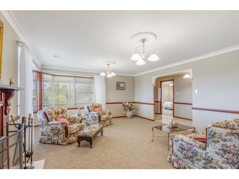 11 Acacia Close, Lithgow NSW 2790