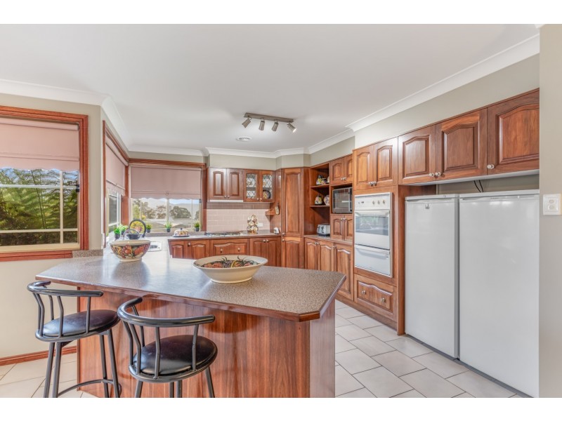 11 Acacia Close, Lithgow NSW 2790