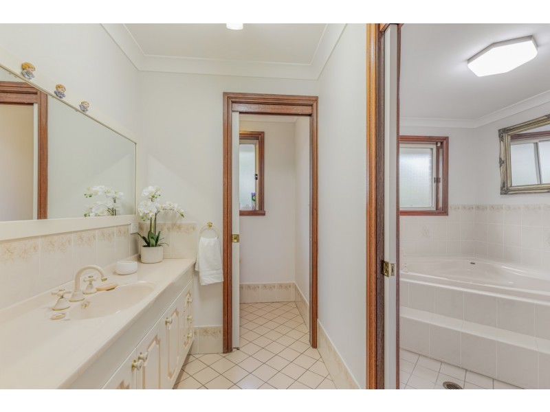 11 Acacia Close, Lithgow NSW 2790