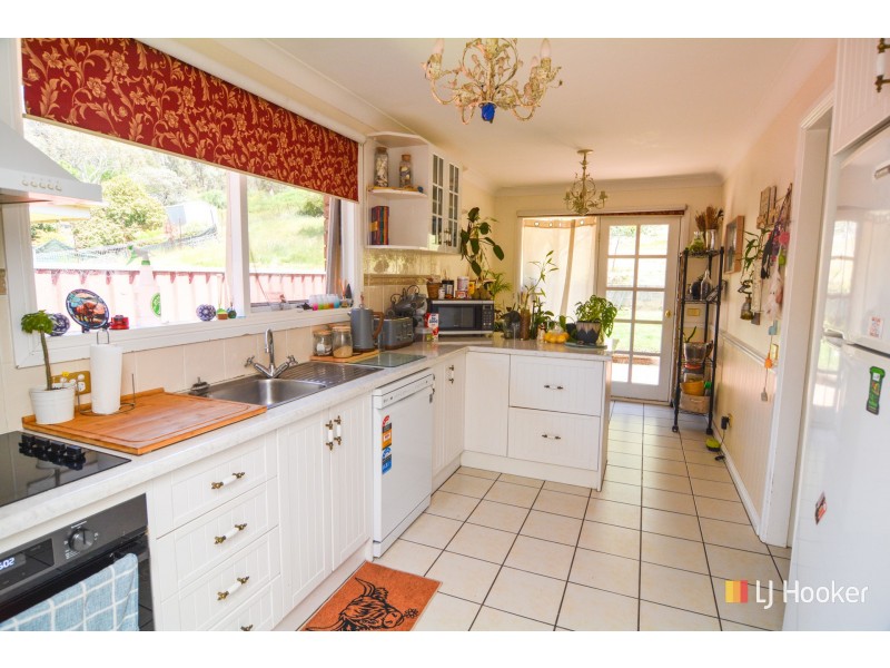 122 Macaulay Street, Lithgow NSW 2790