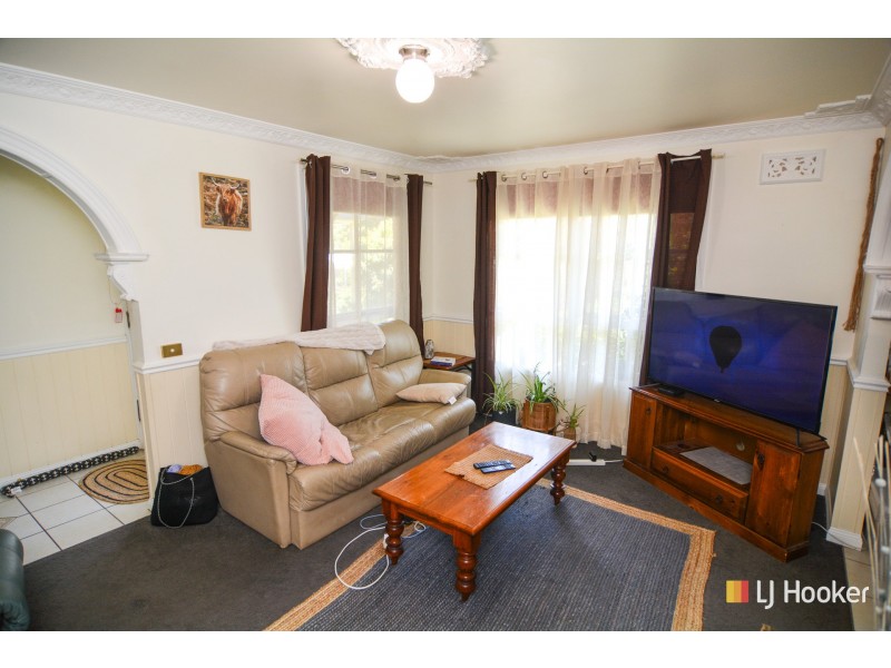 122 Macaulay Street, Lithgow NSW 2790