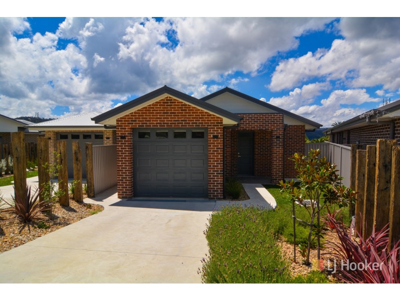 7C Cura Close, Lithgow NSW 2790