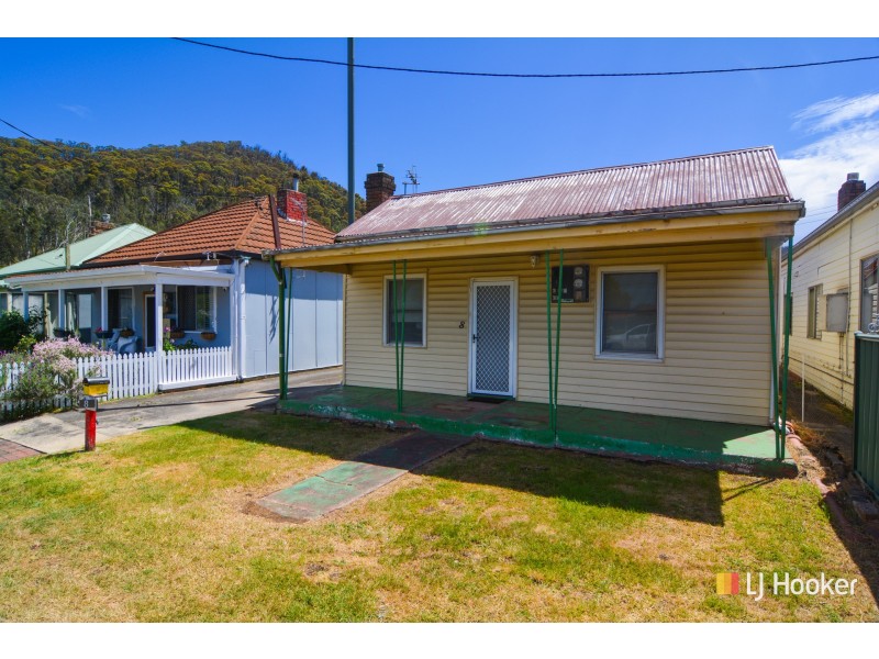 8 Wear Street, Lithgow NSW 2790