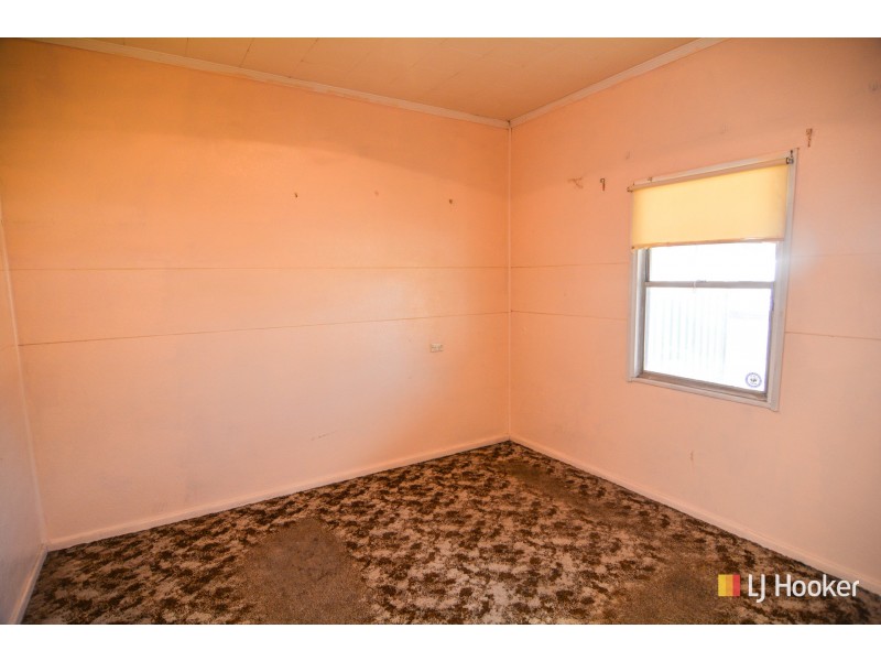 8 Wear Street, Lithgow NSW 2790