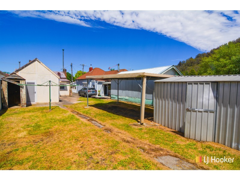 8 Wear Street, Lithgow NSW 2790