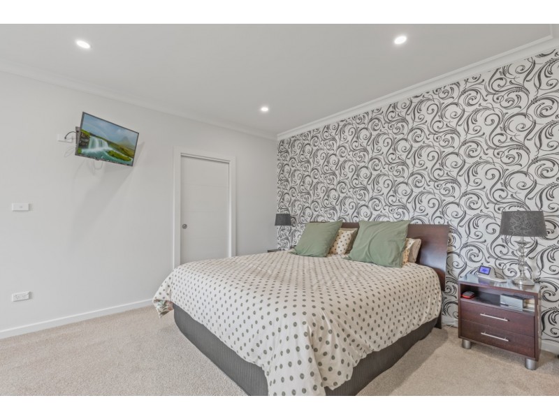 11 Bursaria Place, South Bowenfels NSW 2790