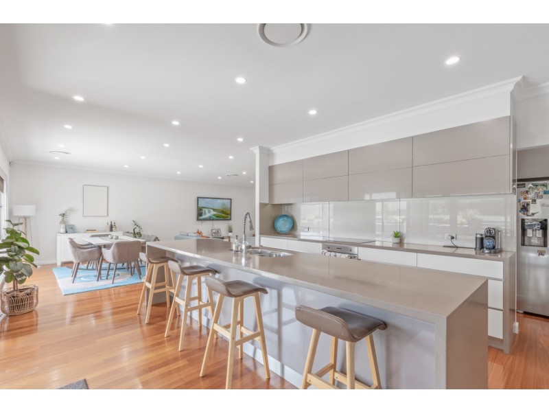 11 Bursaria Place, South Bowenfels NSW 2790