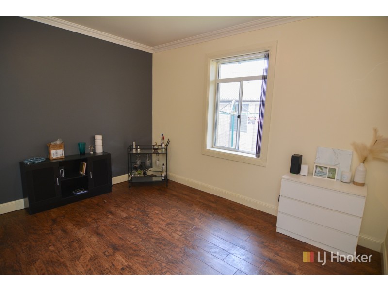 8 Saville Street, Portland NSW 2847