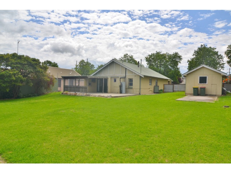 8 Saville Street, Portland NSW 2847